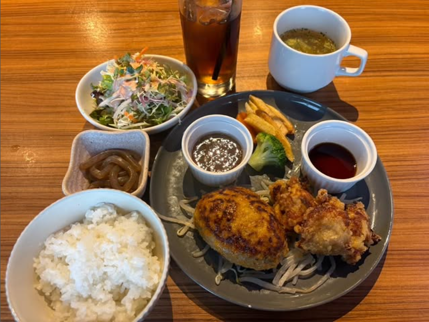 毎週月曜日は1000円ランチの日！今週のラインナップはこちら！