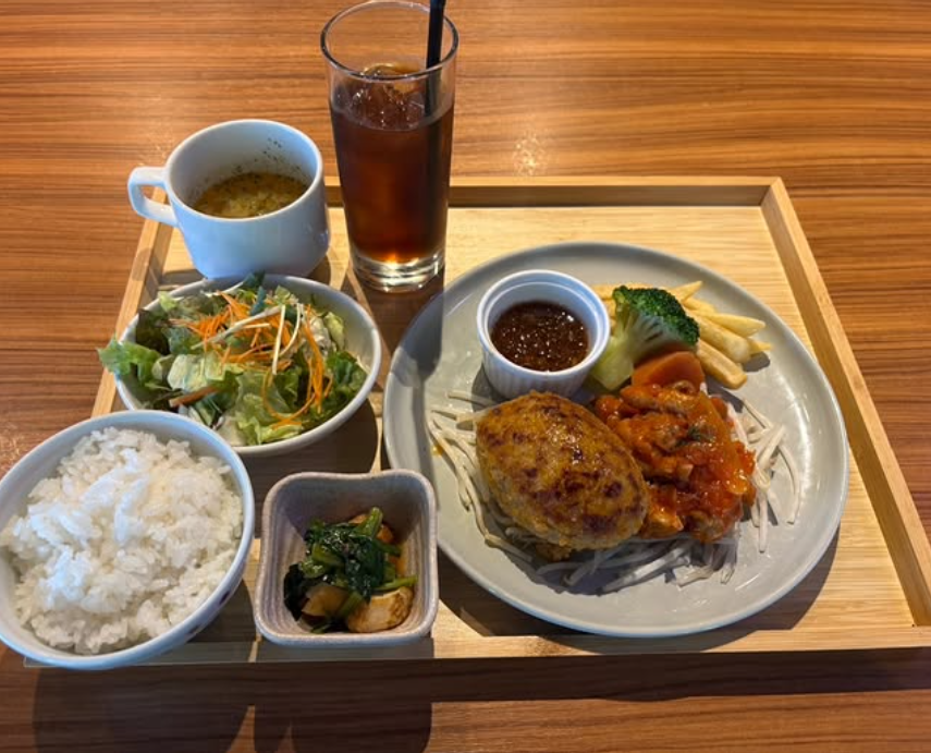 毎週月曜日は1000円ランチの日!今週のラインナップはこちら!