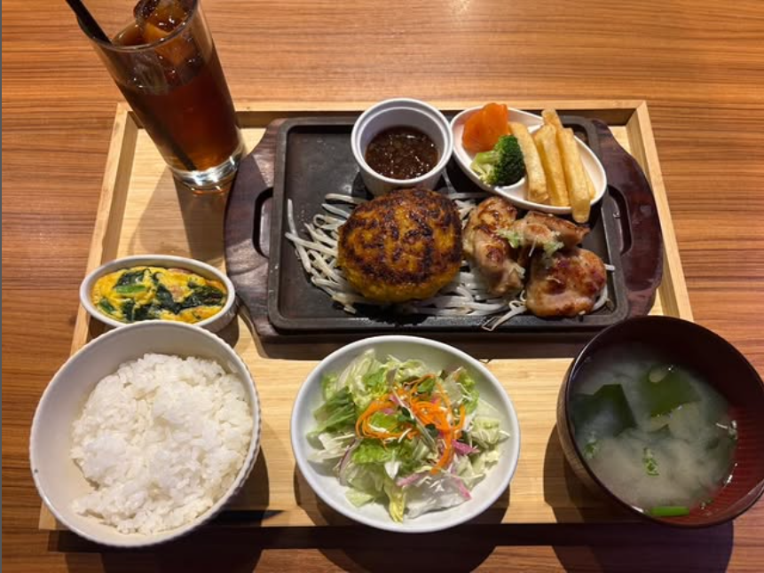 毎週木曜日は1000円定食！今週のラインナップはこちら！